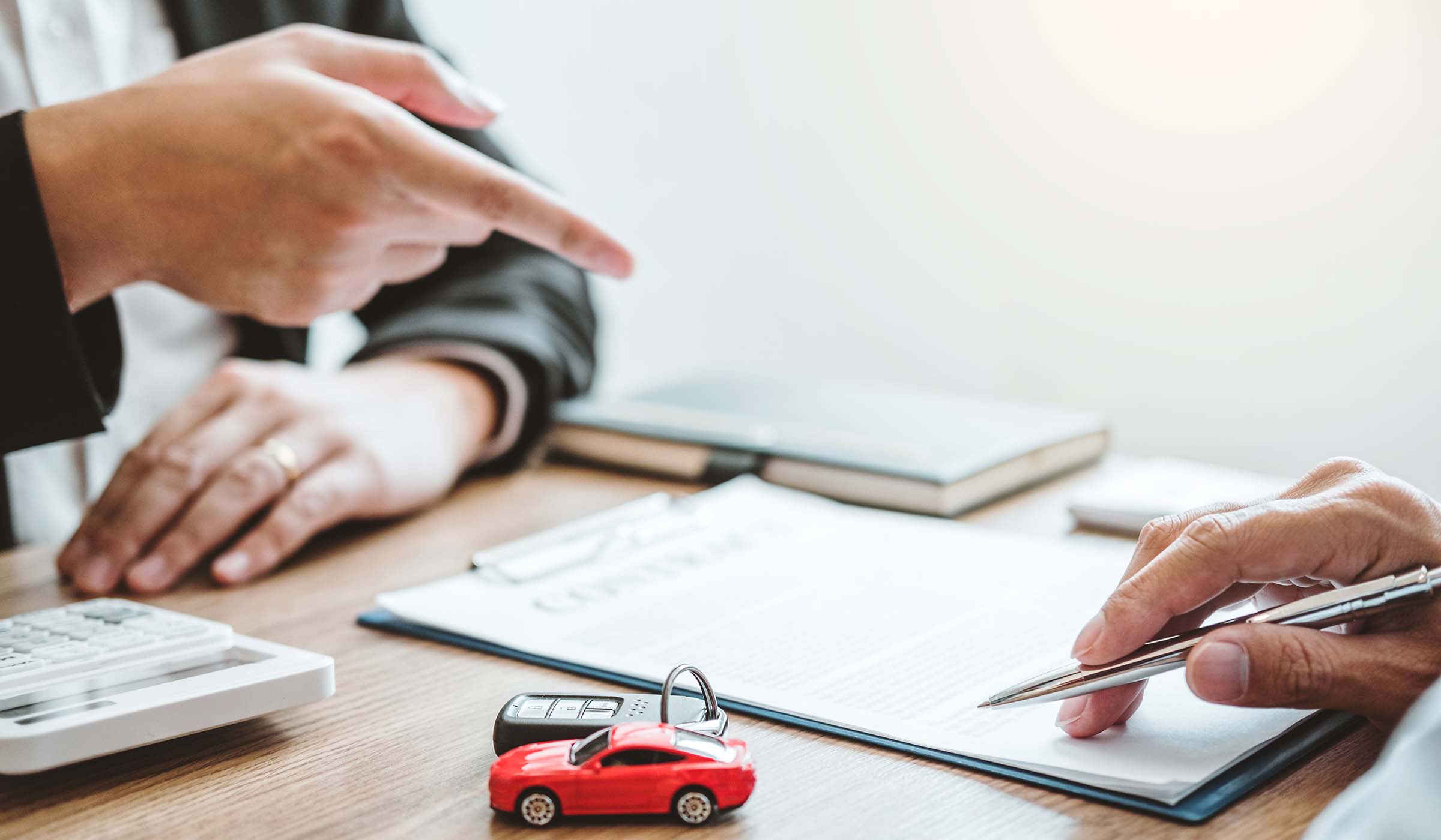 Coverbild zum Artikel FAQs zur Versicherungsanmeldung deines Fahrzeugs von Team Bergmann